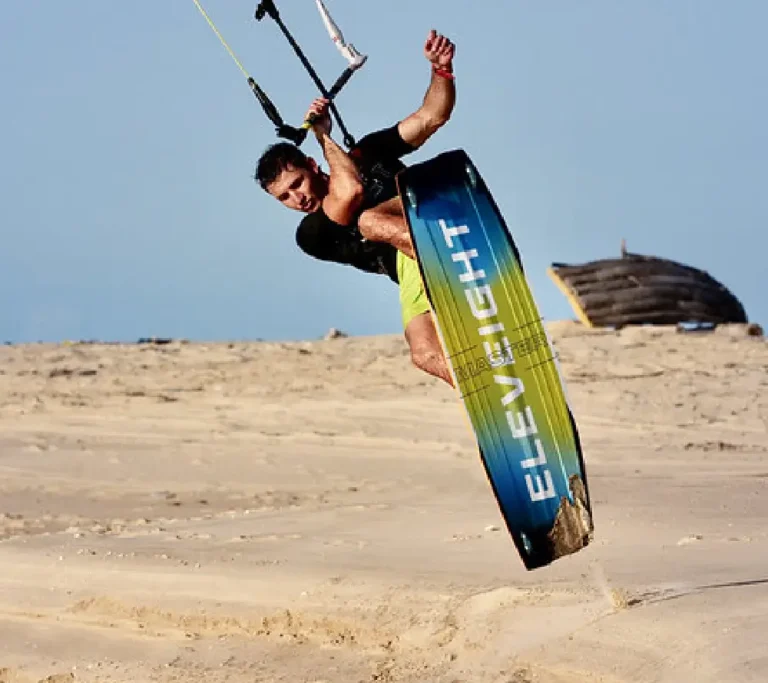 Eleveight Master kiteboard